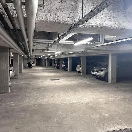 Grand Appt Proche Paris Parking Apartment Aubervilliers